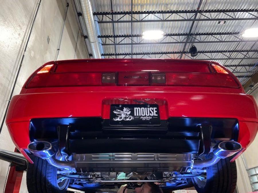 Днище и подвеска Acura NSX 1991 года  (фото 61 из 61)